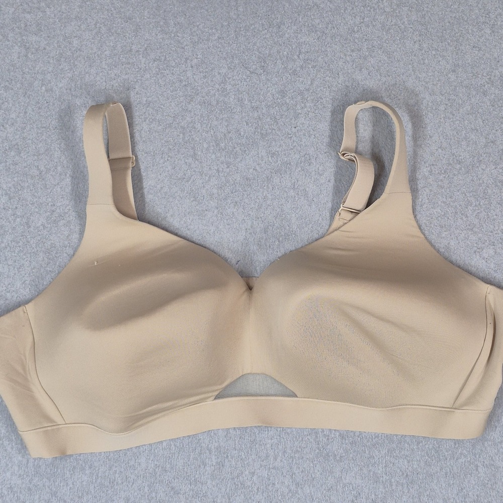 Cacique Women Bra 50D Beige Lightly Lined T Shirt Wireless Strap Adjustable READ